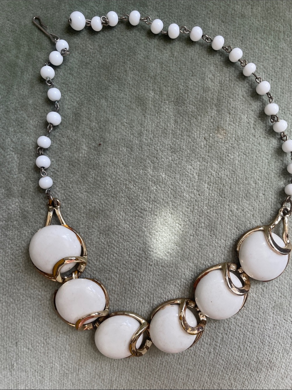 Vintage 1950s Lucite Link Necklace